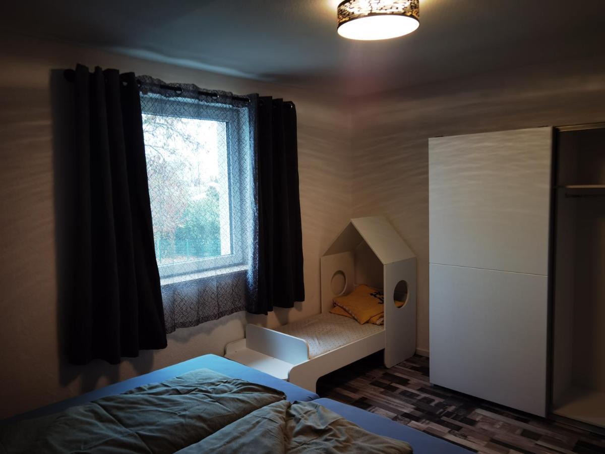Holiday home Modernes Behagliches Haus Mit Kamin, Terrasse Und Garten Magdeburg