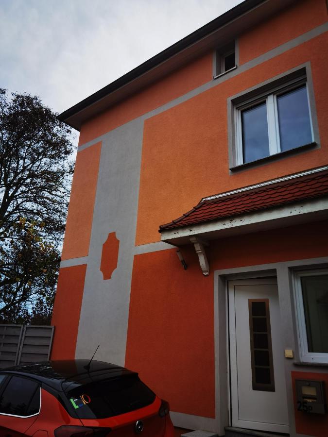 Modernes Behagliches Haus Mit Kamin, Terrasse Und Garten * Magdeburg